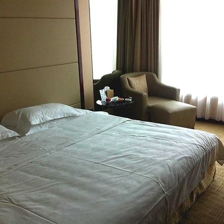 Qianjin Hotel - Changchun Exteriör bild